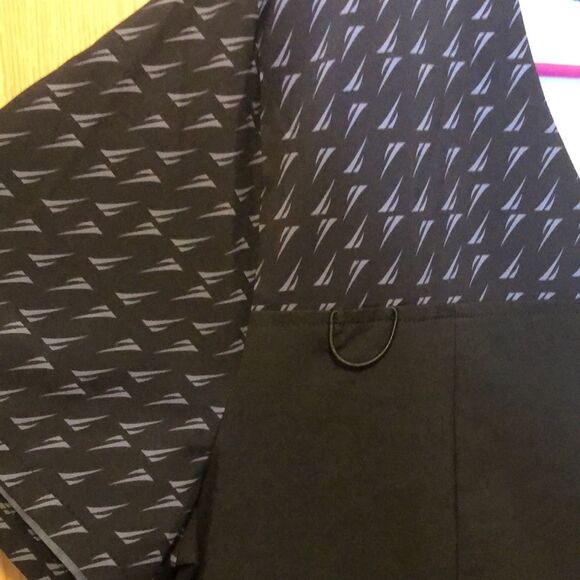 Nautica size large scrub top NWOT - Picture 3 of 7